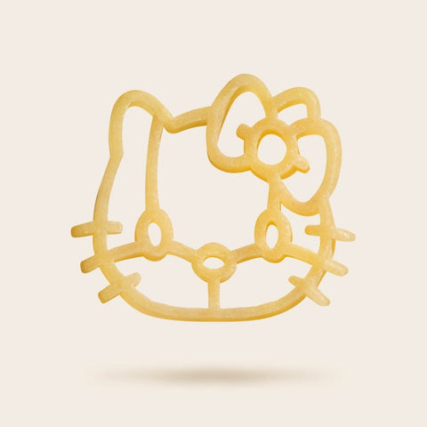 Hello Kitty Two-Tone Pasta with Beetroot